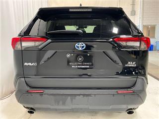 2022 Toyota RAV4 xle premium