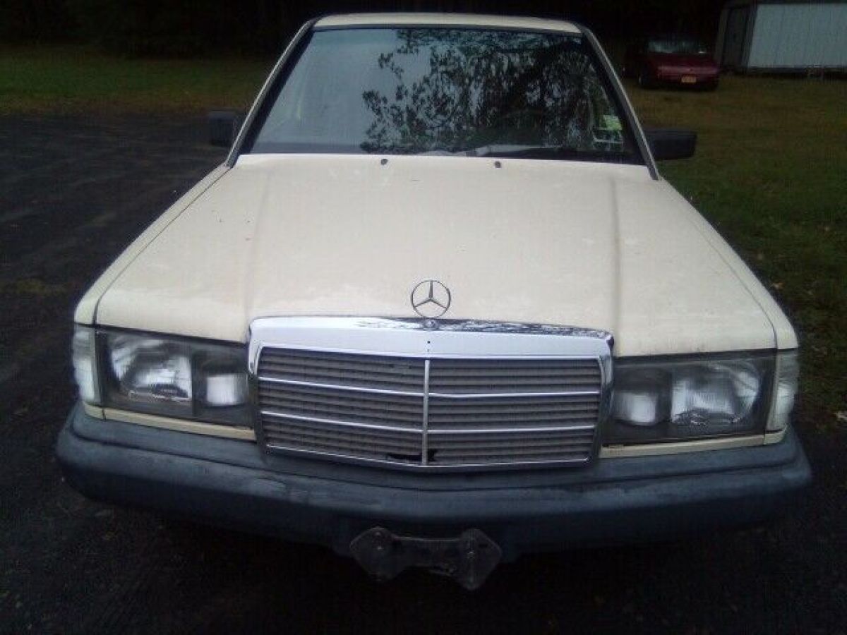 project car 4 cyl 2.3l auto 136k. location new york