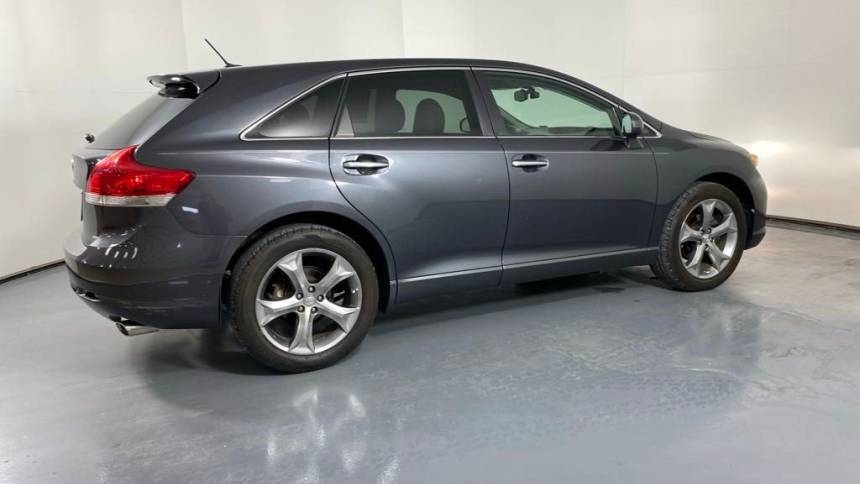 2010 toyota venza awd v6