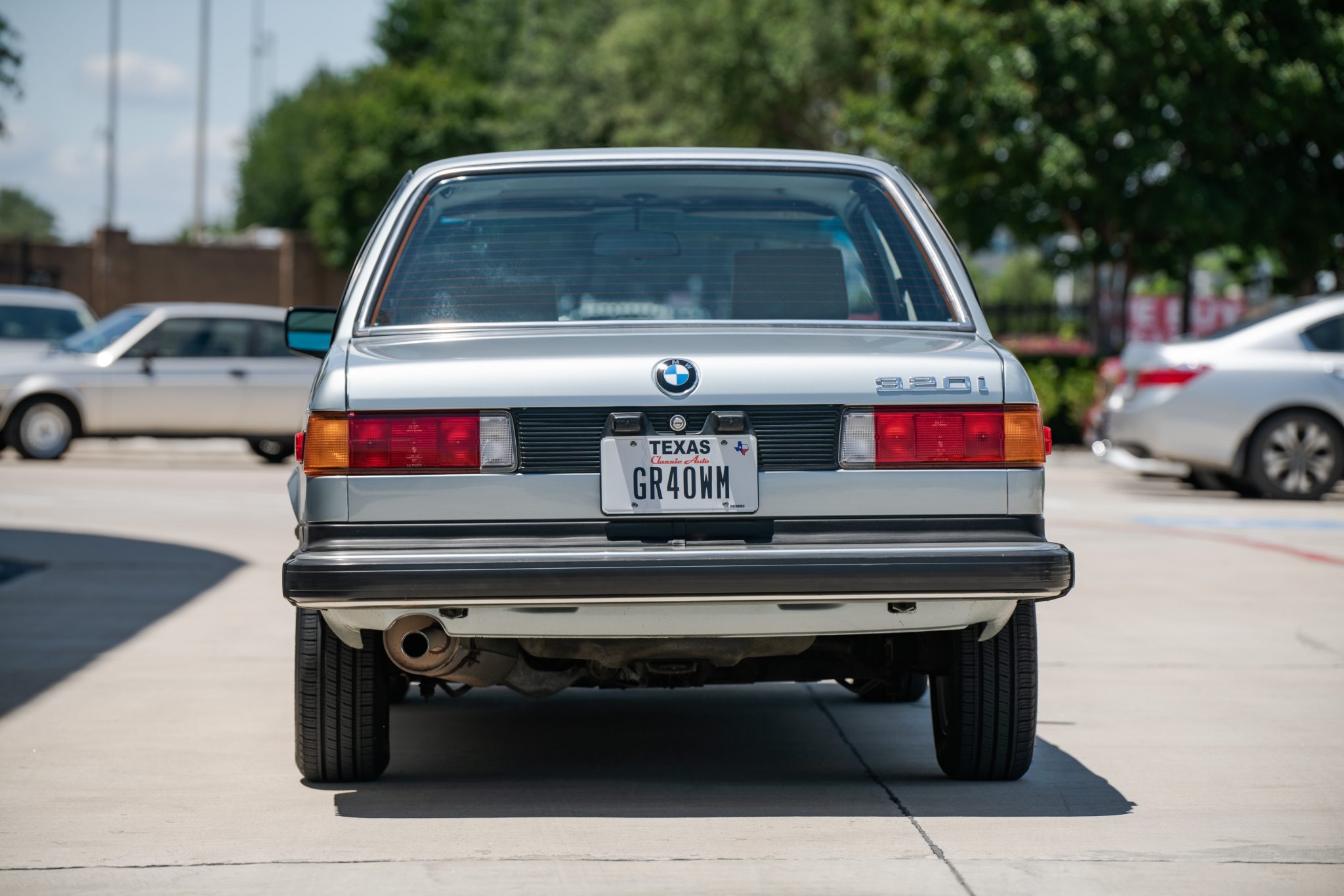 1983 bmw 320i 5-speed