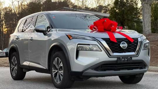2021 Nissan Rogue sv - line