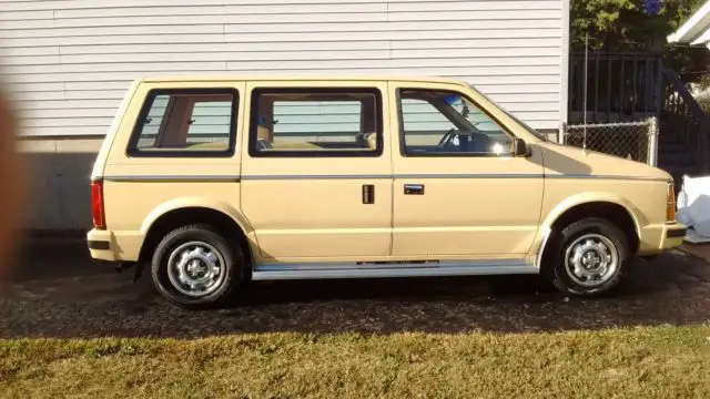 beautiful 1985 dodge caravan classic fun for whole family last reduction