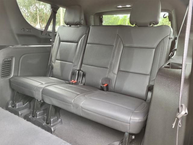 2023 chevrolet suburban lt