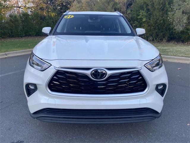 2021 toyota highlander xle