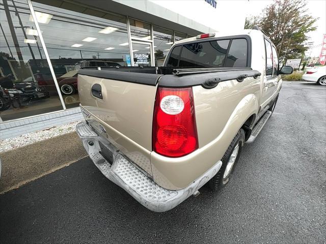 2005 ford explorer sport trac xlt