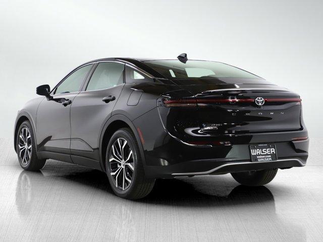 2024 toyota crown xle