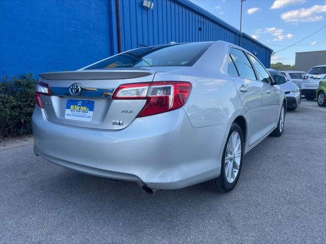 2014 toyota camry hybrid se limited edition