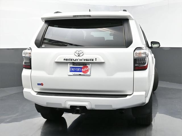 2022 toyota 4runner sr5