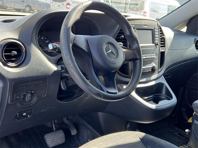 2017 mercedes-benz metris base