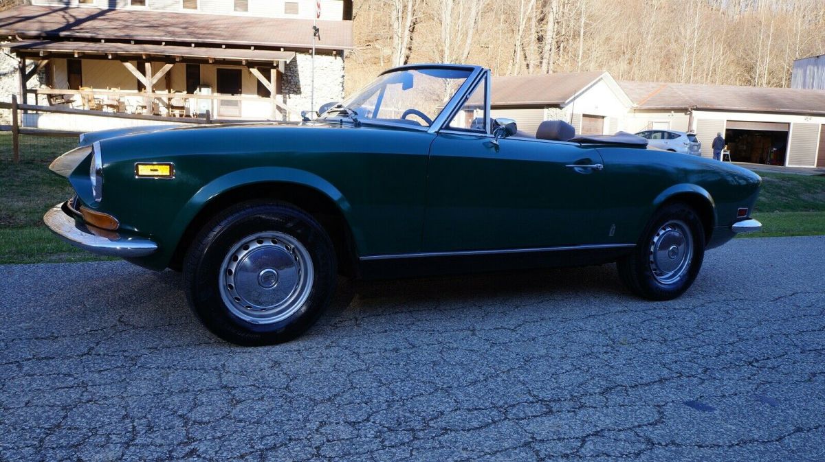 1972 fiat 124 sport convertible, awesomely fun driver. no rust!