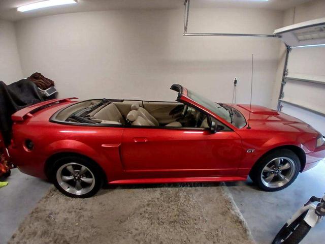 2001 ford mustang gt