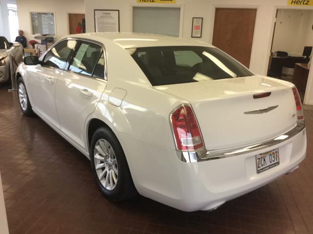 2014 chrysler 300 base base 4dr sedan for sale in kaneohe, hawaii