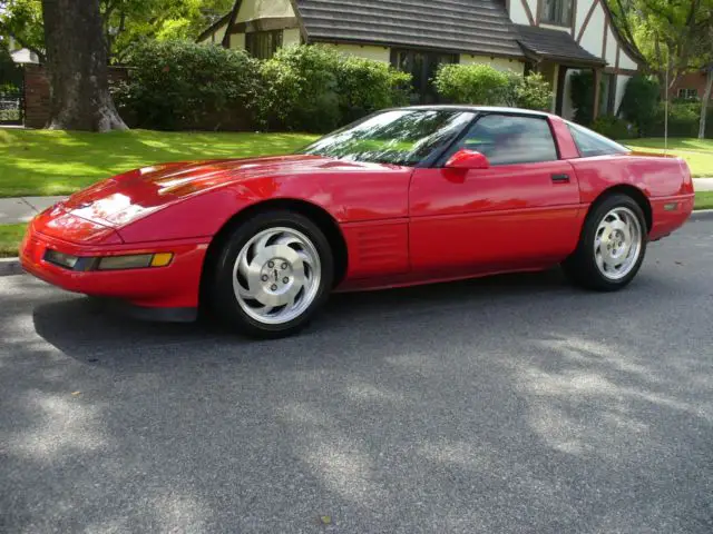 gorgeous callifornia rust free chevy corvette rare triple red must see