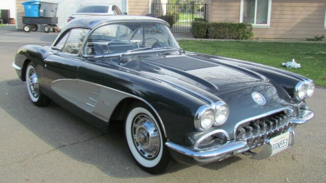 1958 corvette convertible, no reserve! 2 tops, matching #"s, 21k orig miles