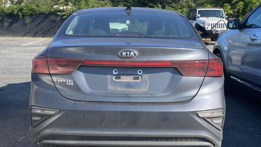 2021 kia forte fe