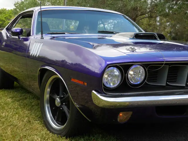 1971 plymouth 426 hemi 4spd. barracuda cuda