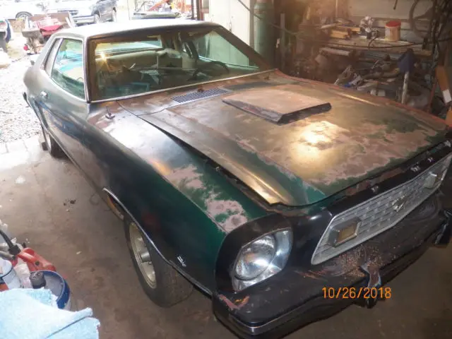 1978 ford mustang ii coupe factory 302 2-v v-8 engine w/automatic transmission