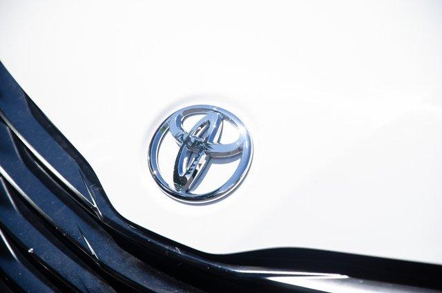 used 2017 toyota sienna l bend, or 97701 for sale in bend, oregon
