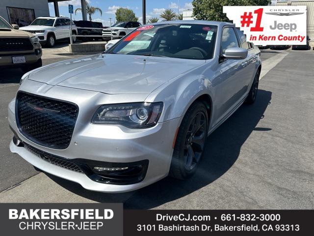 2023 chrysler 300 s