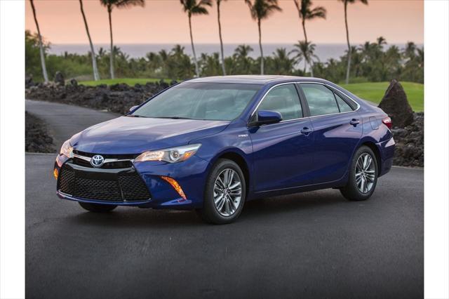 2015 toyota camry hybrid le