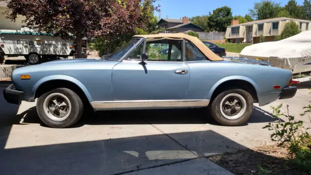 fiat 2000 spider convertible