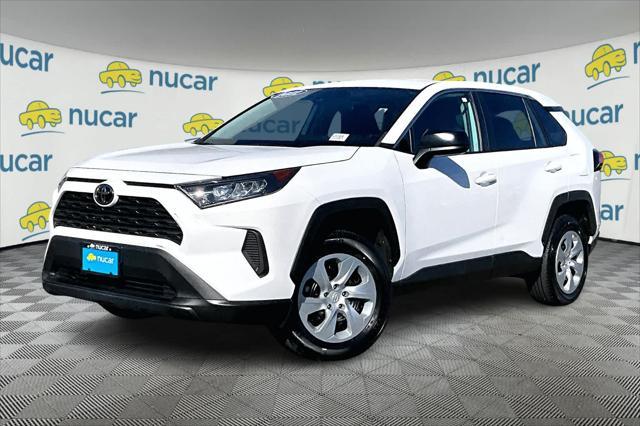 2022 toyota rav4 le