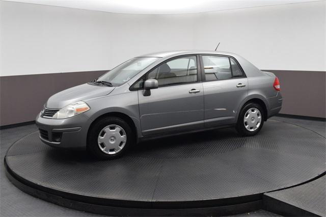 2009 nissan versa in memphis, tennessee