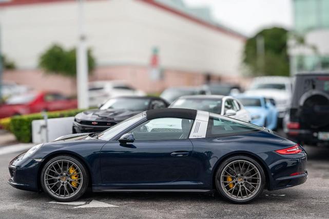 2017 porsche 911 targa 4