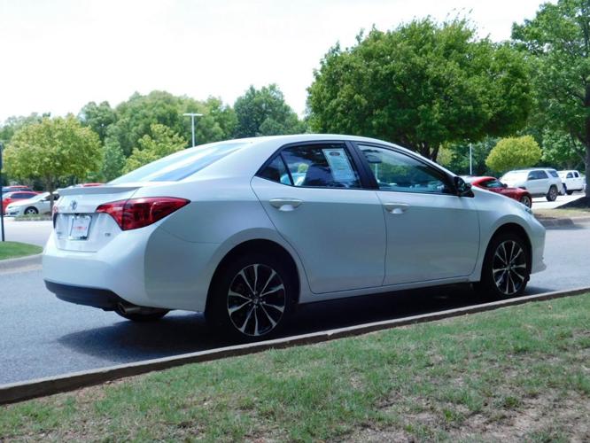 certified 2019 toyota corolla se fayetteville, ar 72704 for sale in fayetteville, arkansas