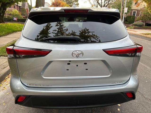 2021 toyota highlander xle