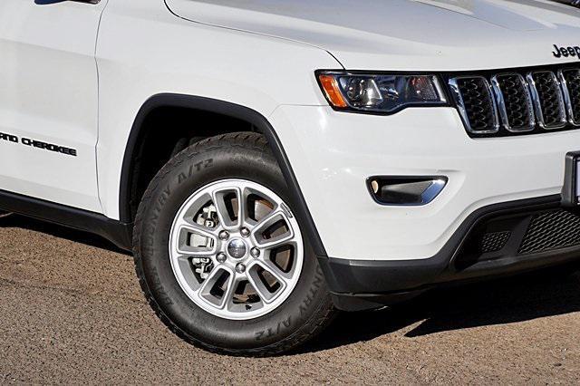 2020 jeep grand cherokee laredo