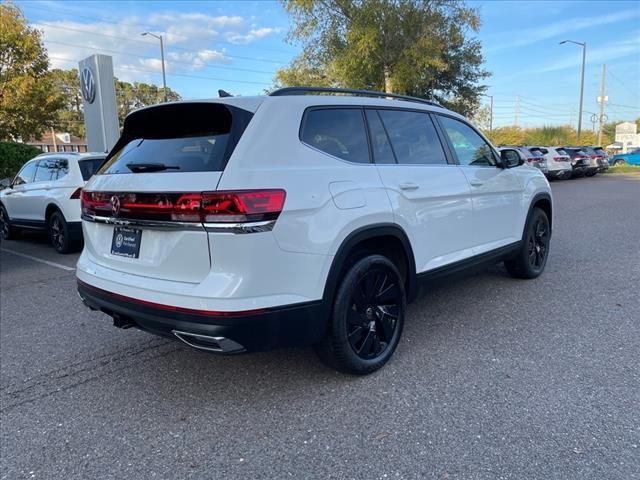 2024 volkswagen atlas 2.0t se w/technology