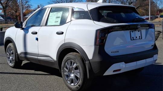 2025 Nissan Kicks