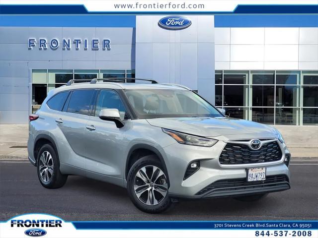 2022 toyota highlander xle