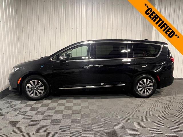 2023 chrysler pacifica hybrid limited