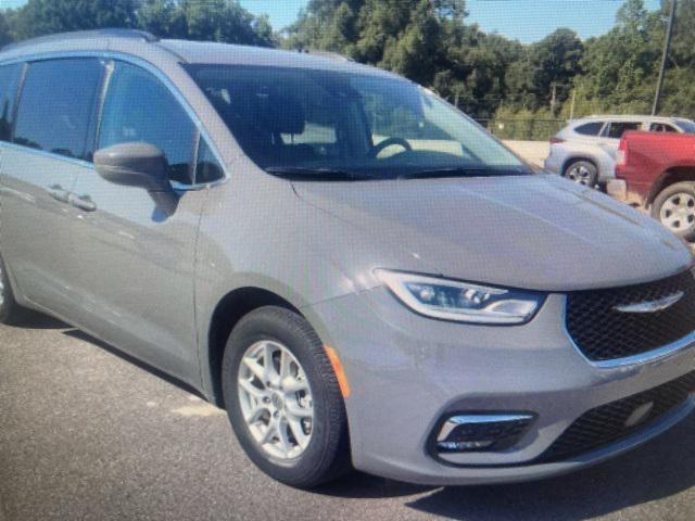 2022 chrysler pacifica touring l