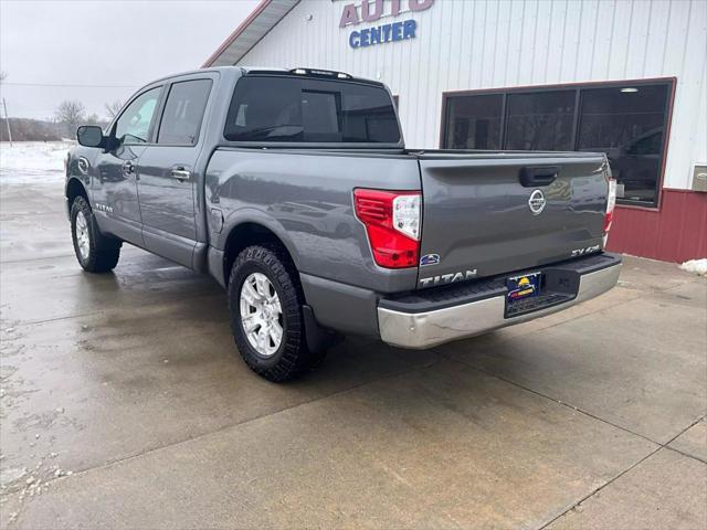 2017 nissan titan sv