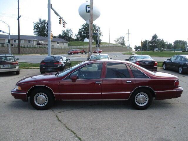 1993 chevrolet caprice classic base 4dr sedan
