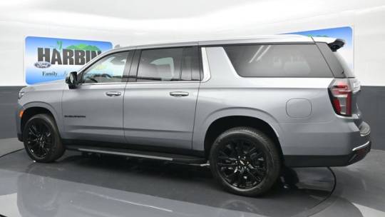 2024 Chevrolet Suburban lt