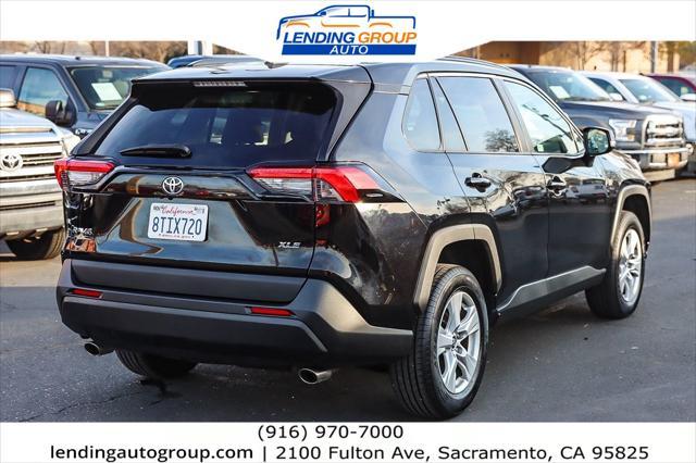 2021 toyota rav4 xle premium