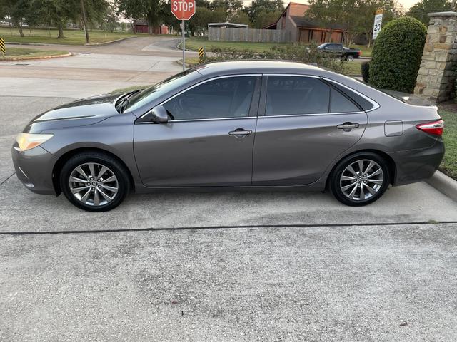 2016 toyota camry xle