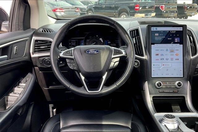 2022 ford edge sel