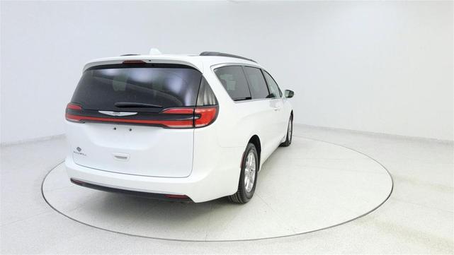 2022 chrysler pacifica touring-l