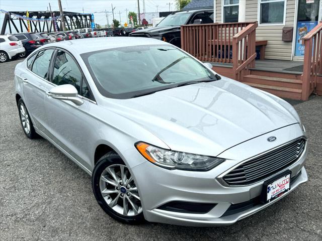 2017 ford fusion se