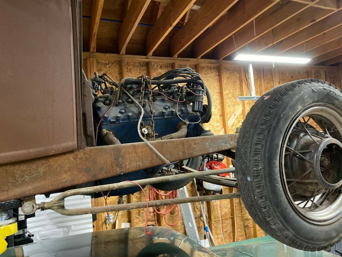 32 ford roadster with steel brookville body and flathead engine
