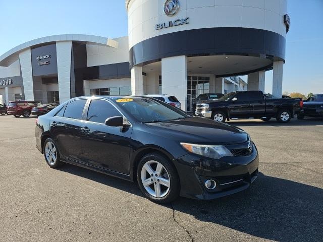 2012 toyota camry se