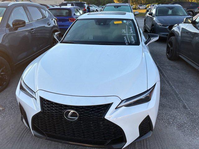 2021 lexus is 350 base