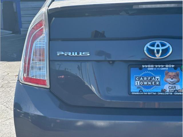 2012 toyota prius three