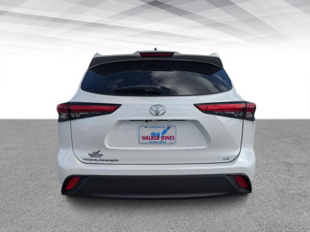 2023 toyota highlander l