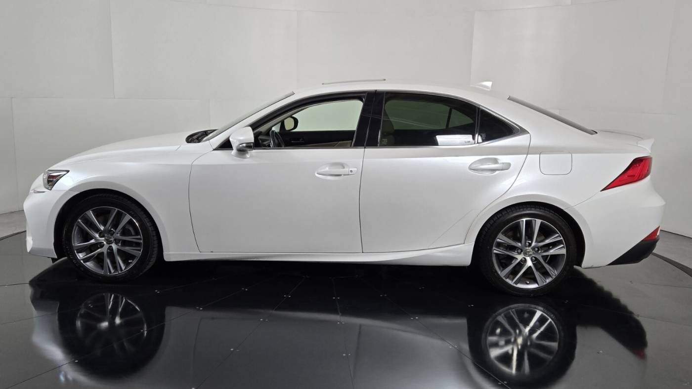 2018 lexus is 300 base